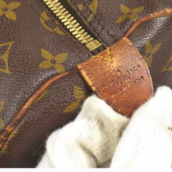 Louis Vuitton Keepall 60 Travel Duffle Bag - Picture 5 of 12